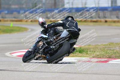 media/Apr-23-2022-Fastrack Riders (Sat) [[cb2d6ae73d]]/LEVEL 3/1115AM TURN 3 AND 4/